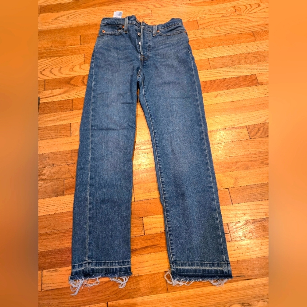 Levis, Wedgie Straight size 27